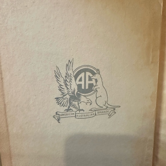 On Target: With the American & Australian Anti-Aircraft Brigade in New Guinea - Picture 4 of 10